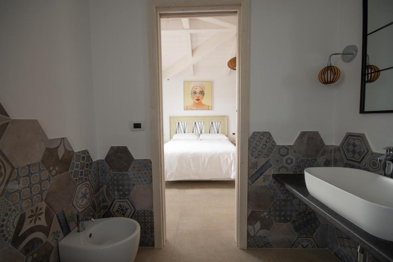 Enaja - Luxury Retreat Lejlighedshotel Budoni Eksteriør billede