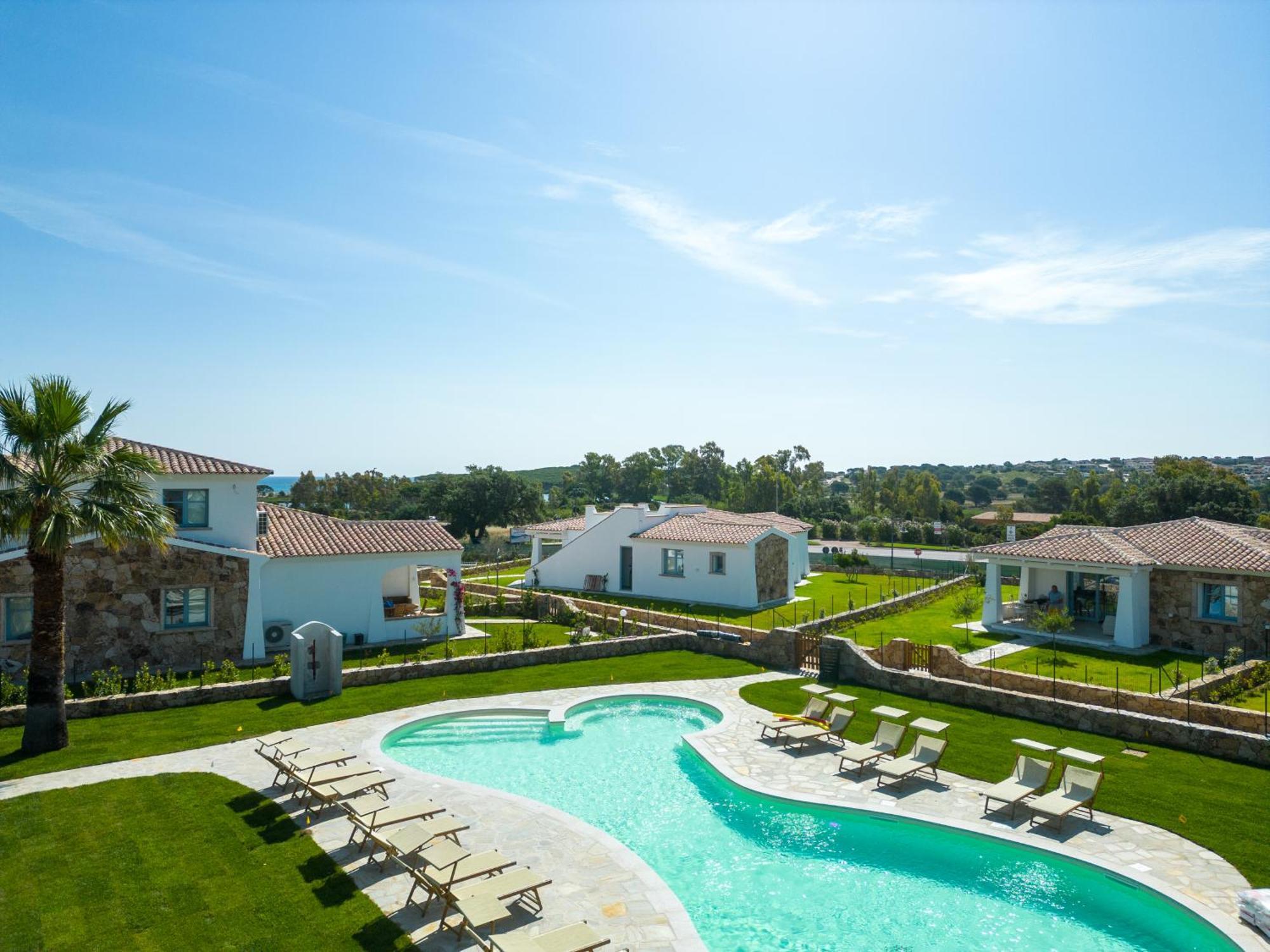 Enaja - Luxury Retreat Lejlighedshotel Budoni Eksteriør billede