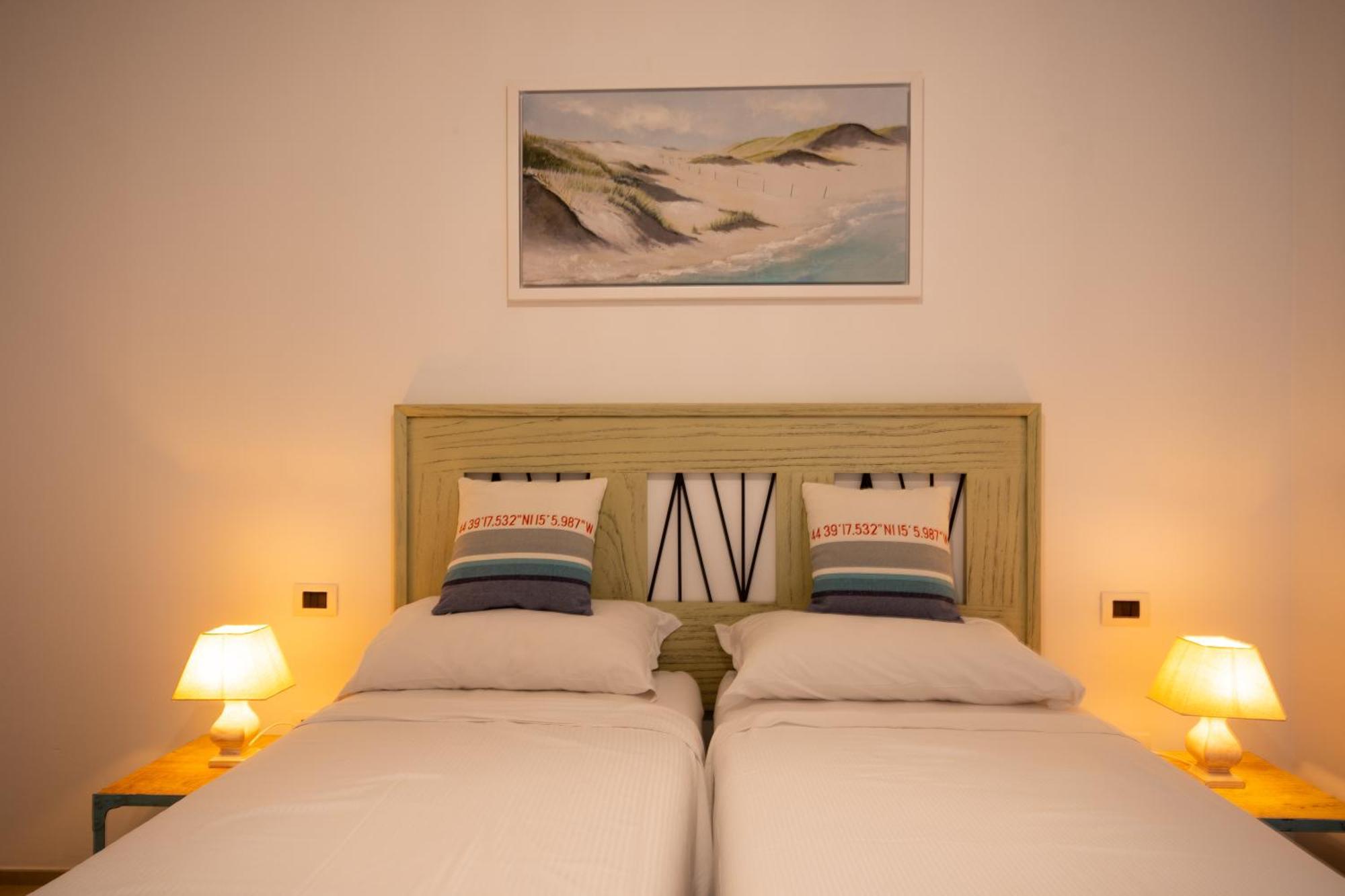 Enaja - Luxury Retreat Lejlighedshotel Budoni Værelse billede